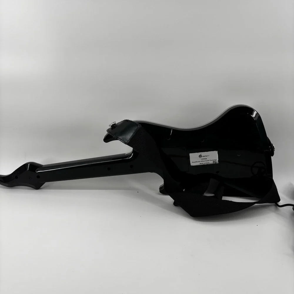 PS2 Guitar Hero React Rocker RTPS26 Silver Wired Guitar w/Strap. Untested